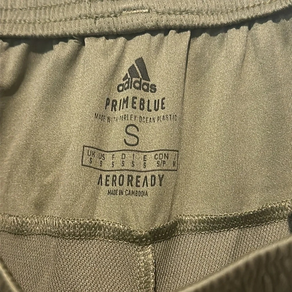 mens army tan Adidas primeblue aeroready athletic shorts size small - Picture 4 of 4